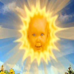 Lembra Dela Veja Como Est Atualmente O Beb Sol De Teletubbies Vagando Na Net